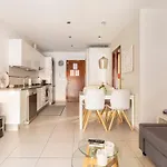 Bonito Y Centrico *